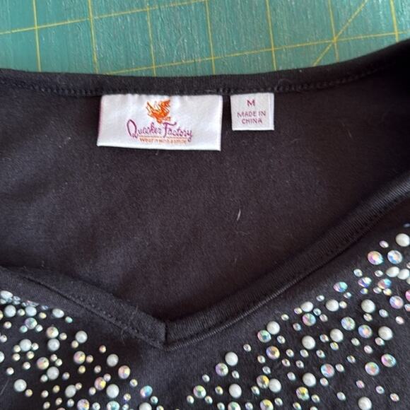 Quacker Factory Women's sz M  Beaded Pullover Top 3/4 Sleeves - Picture 3 of 5
